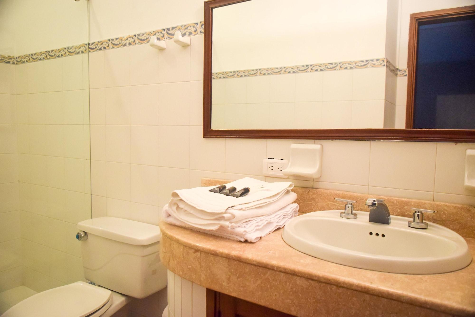 Hotel Colina De San Antonio Cali Esterno foto