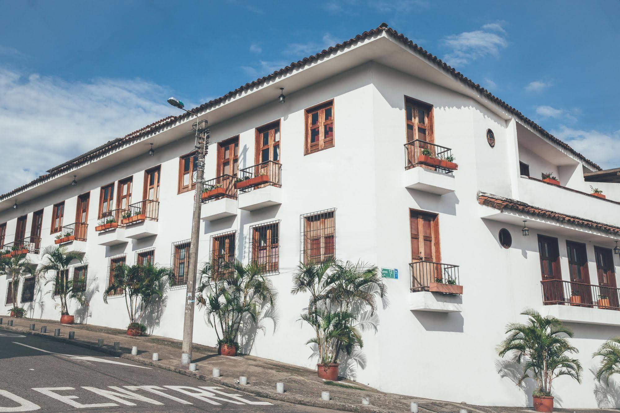 Hotel Colina De San Antonio Cali Esterno foto